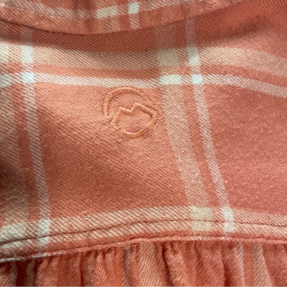 Women’s Magellan Outdoors Boyfriend Fit Long Sleeve Pink Button Down Sz L - Picture 4 of 9